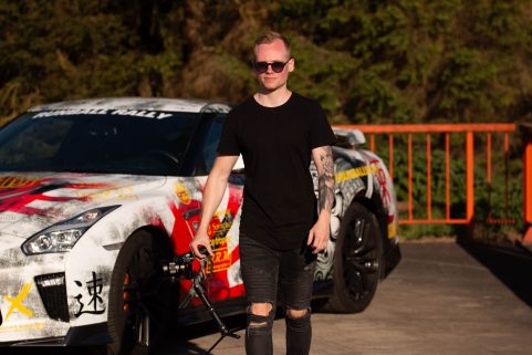 Sticker Day Runball with Nissan GT-R