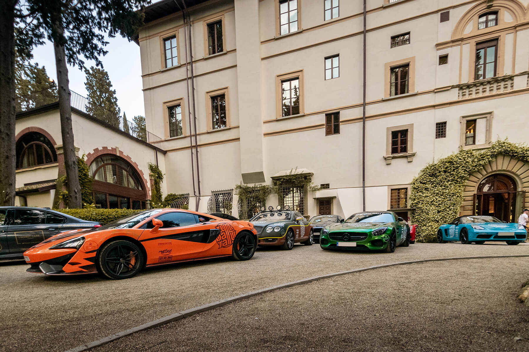 Runball supercars